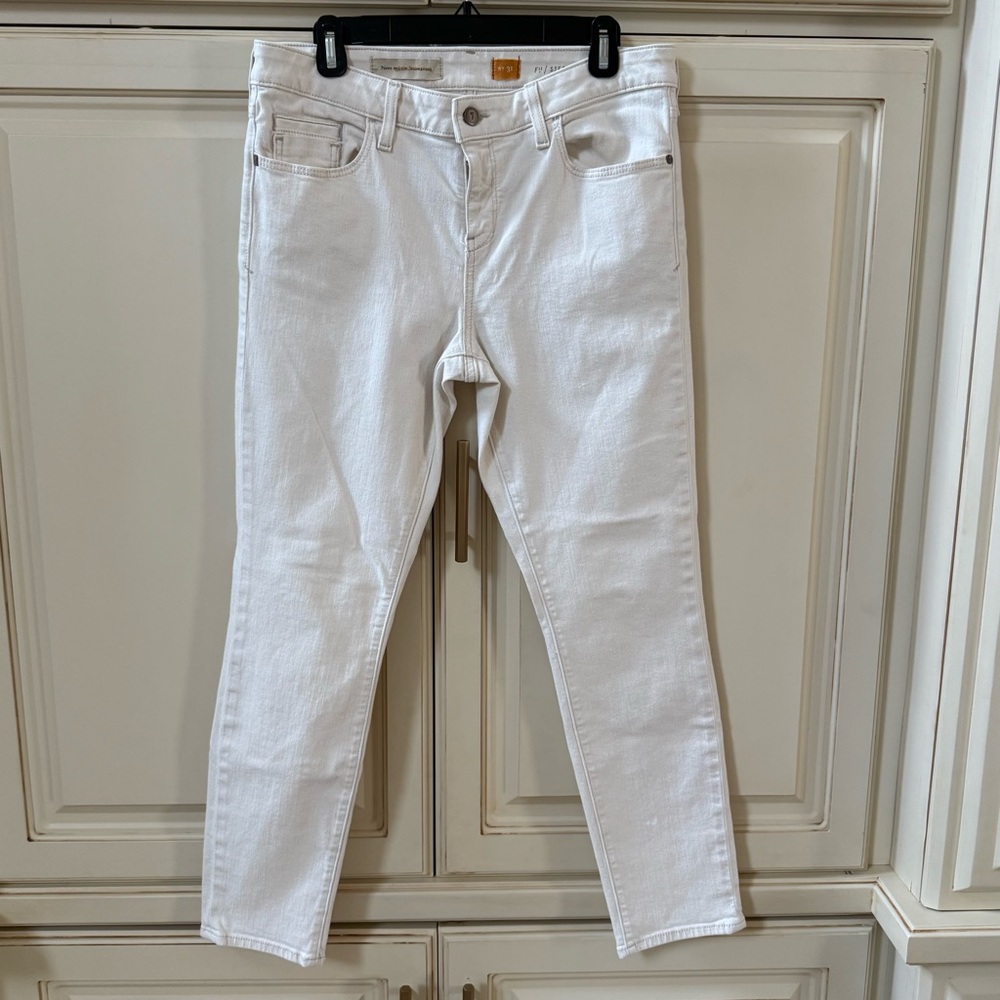Anthropologie Straight Leg Jeans